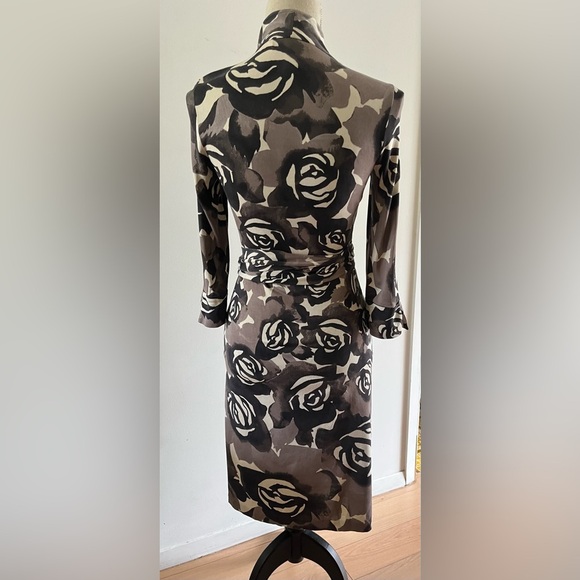 Diane Von Furstenburg Dress MIDI Wrap Silk Jersey Dress Size 4 VINTAGE - Picture 3 of 11